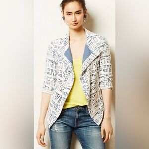 Anthropologie’s The Addison Story Rinsed Indigo Jacket w/Ivory Lace Overlay. XS
